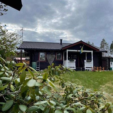 Cosy Non Smoking Cabin Close To Beach,Alnoe Sundsvall Exterior foto